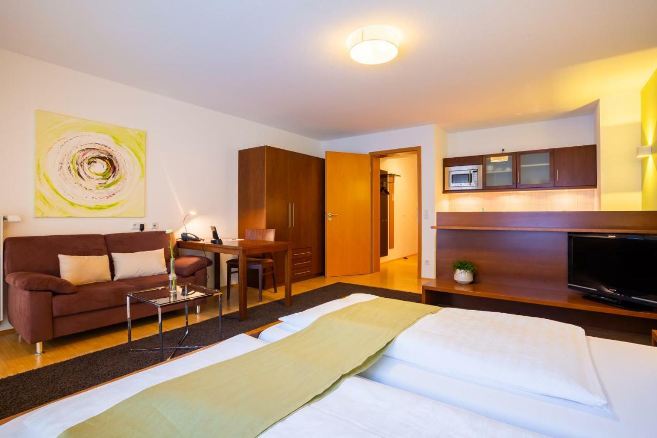 Acantus Hotel Weisendorf Extérieur photo