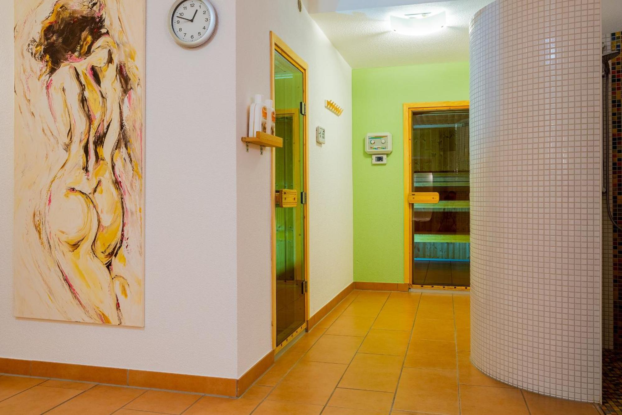 Acantus Hotel Weisendorf Extérieur photo